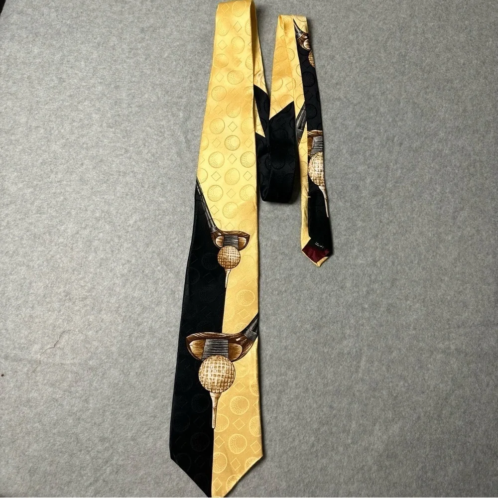 Meeting Street Mens 100% Silk‎ Golf Theme Tie Yellow Black Red
